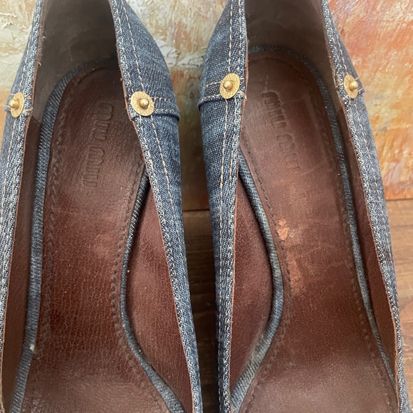 MIU MIU Peep Toe Blue Denim Wedge Heels w/Leather Bow - Picture 6 of 13